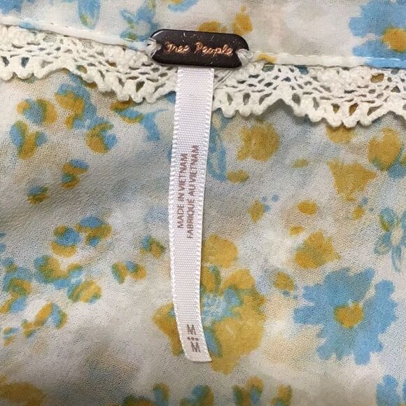 Free People Ivory White Satin Hold On To Me Floral Printed Top New Size Medium - Picture 3 of 6